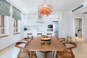 Avra Apartments Venetian Harbour