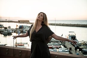 Avra Apartments Venetian Harbour