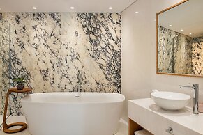 Avra Apartments Venetian Harbour