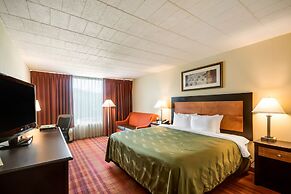 Chester Hotel & Conference Center