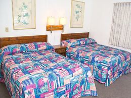 Colonial Motel