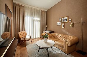 Reykjavik Konsulat Hotel, Curio Collection by Hilton