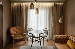 Reykjavik Konsulat Hotel, Curio Collection by Hilton