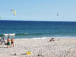 Barrabella Pé na areia