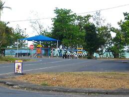 Kurrmine Beach Motel