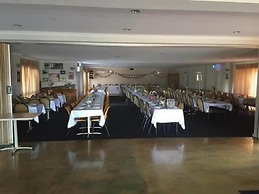 Kurrmine Beach Motel