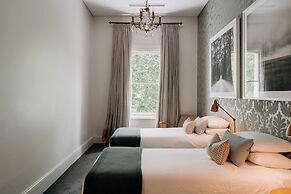The Crafers Hotel