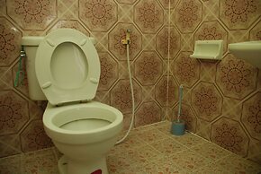 Blue Lagoon Guest House and Bar