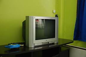 Blue Lagoon Guest House and Bar