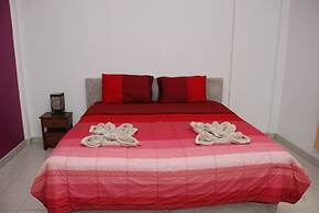 Sea & Sand Guesthouse and Restaurant