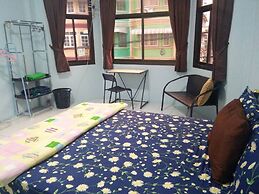 A & P House Charansanitwong