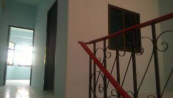 A & P House Charansanitwong