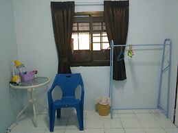 A & P House Charansanitwong