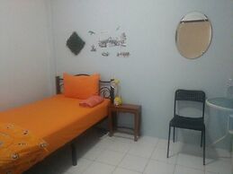 A & P House Charansanitwong