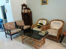 A & P House Charansanitwong