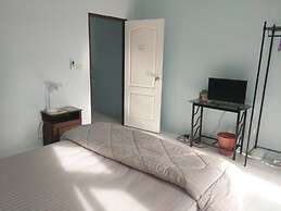 A & P House Charansanitwong