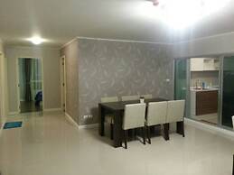 Baan Thew Lom By Woranan