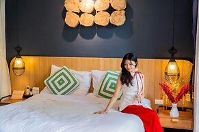 Seaforest Hotel by Haviland