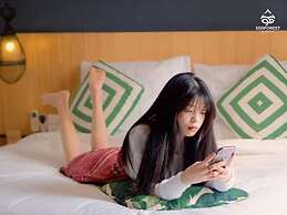 Seaforest Hotel by Haviland