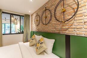 Seaforest Hotel by Haviland