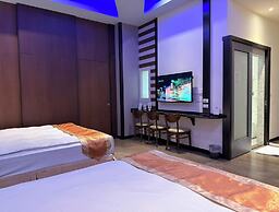 Wei Feng Exquisite Motel Pintung Branch