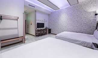 Wei Feng Exquisite Motel Pintung Branch