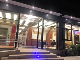 Wei Feng Exquisite Motel Pintung Branch