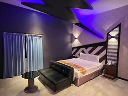 Wei Feng Exquisite Motel Pintung Branch