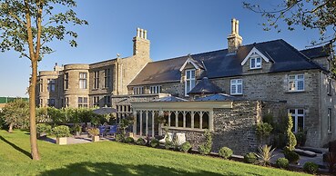 Lanelay Hall Hotel & Spa