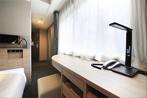 Quintessa Hotel Osaka Shinsaibashi Comic&Books