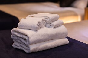 Quintessa Hotel Osaka Shinsaibashi Comic&Books