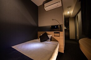 Quintessa Hotel Osaka Shinsaibashi Comic&Books