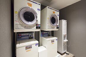 Quintessa Hotel Osaka Shinsaibashi Comic&Books