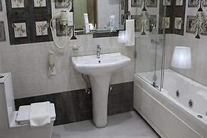 Hotel Harrison Palace