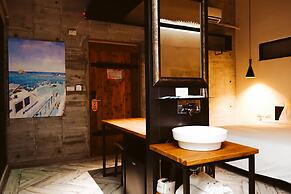 Color Coral Boutique Hotel