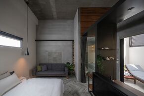 Color Coral Boutique Hotel