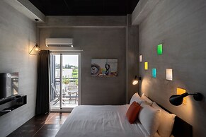 Color Coral Boutique Hotel