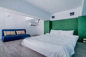 Color Coral Boutique Hotel