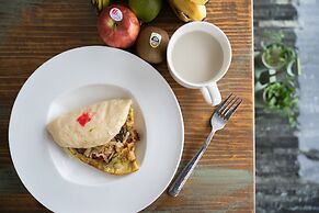 Color Coral Boutique Hotel