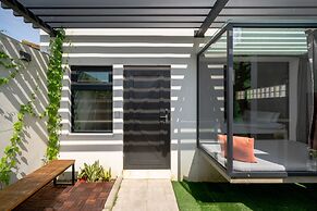 Color Coral Boutique Hotel