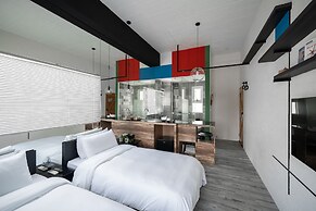 Color Coral Boutique Hotel