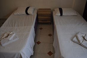 Nicholas Garden Hotel