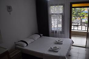 Nicholas Garden Hotel