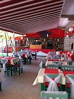 Nicholas Garden Hotel