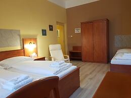Pension Elektra Inn