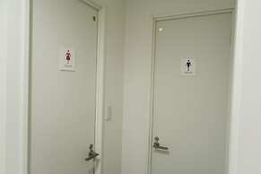 Kangaroo Hotel SIDE B