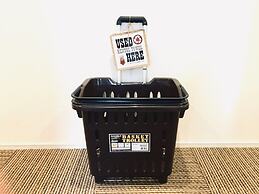 Kangaroo Hotel SIDE B