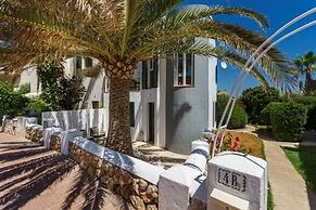 Cala Blanca Luxury
