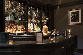 The Vermont ApartHotel