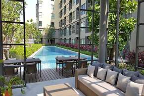 The Relaxing Room Pool Access at Rain Resort Condominium Cha Am- Hua H